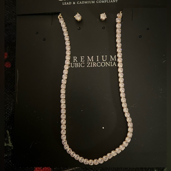 Premium Cubic Zirconia Necklace and Earrings - NWOT - Picture 11 of 12